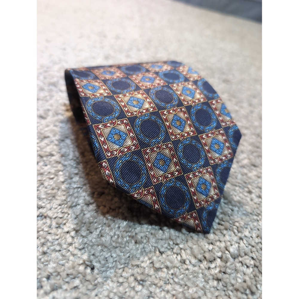 Burberrys of London Classic Geometric Pattern Silk Men's Tie Navy‎ Blue